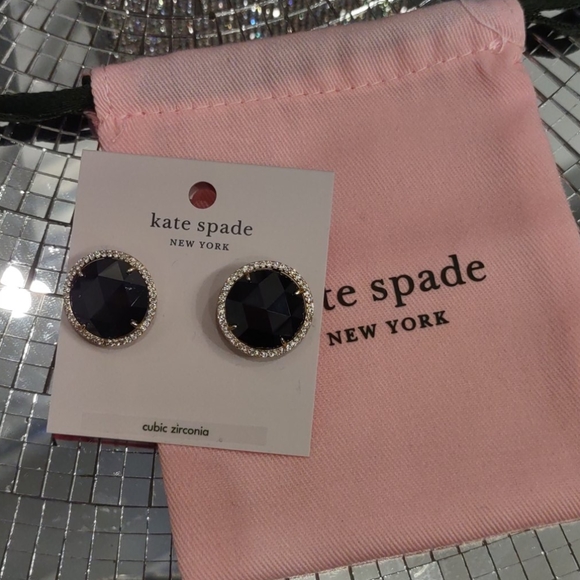♠️Kate Spade cubic zirconia she has spark earrings Black Faux Diamond round New - Picture 6 of 11